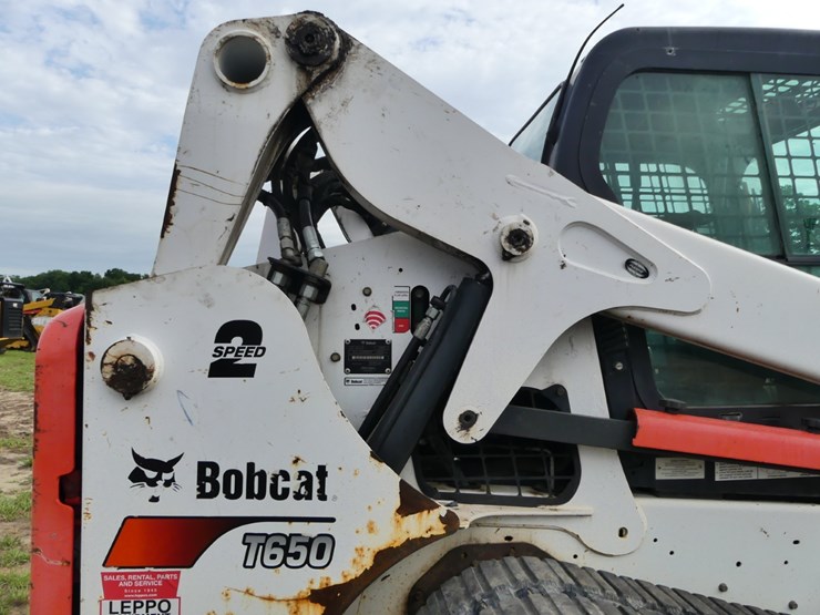 2016-bobcat-t650-image-8