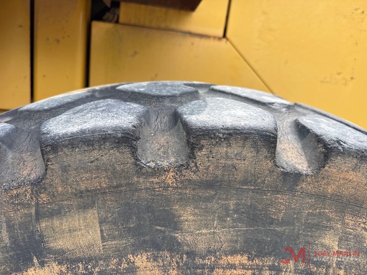 1994-caterpillar-it28g-image-15