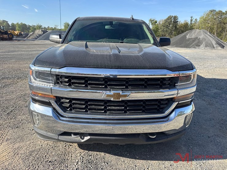 2017-chevrolet-1500-image-7