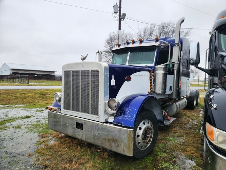 2007-peterbilt-379-image-28