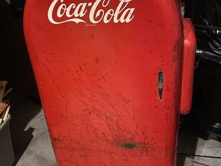f.l.-javobs-baby-jacob's-coca-cole-machine-image-5