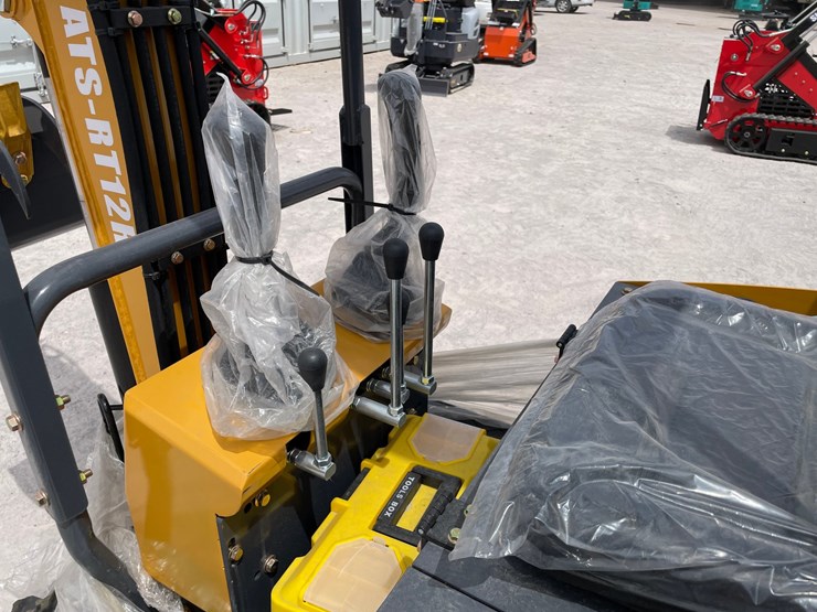 #3015-•-unused-2026-rt12r-mini-excavator-image-20