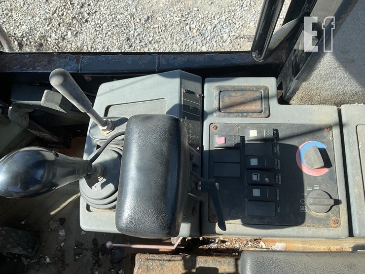 2002-caterpillar-it28g-image-12