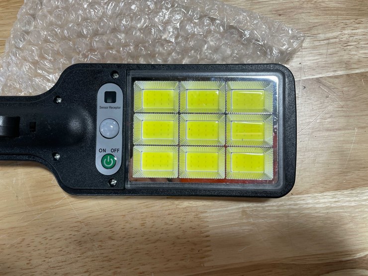 #2563-•-sensor-street-style-street-lamp-(cw)-image-2