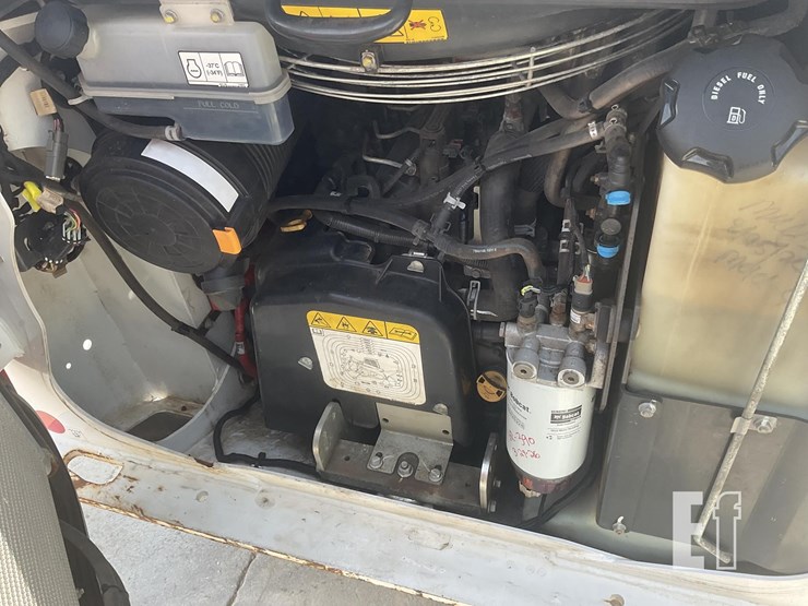 2020-bobcat-s76-image-18