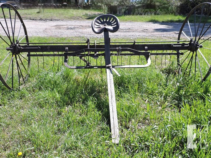 vintage-dump-rake-image-1