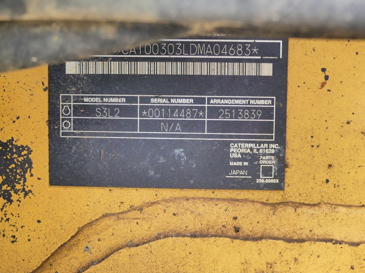 2005-caterpillar-303-image-15
