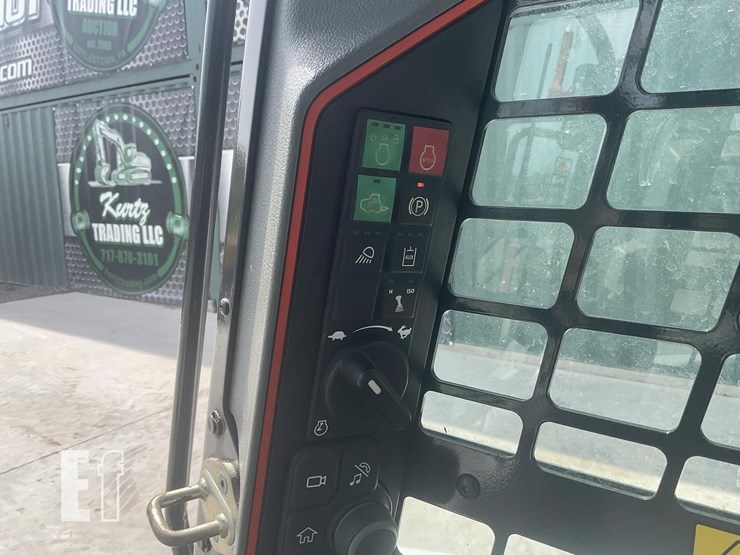 2020-bobcat-s76-image-14