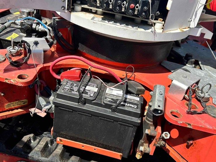 2021-easy-lift-r210-image-5