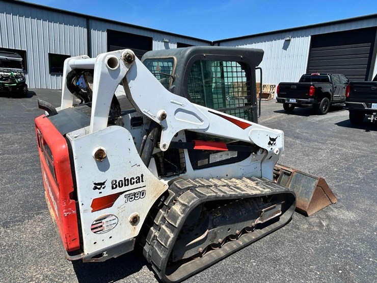 2019-bobcat-t590-image-3
