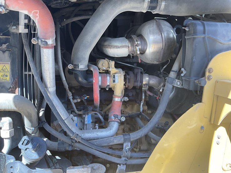 2023-caterpillar-914-image-16