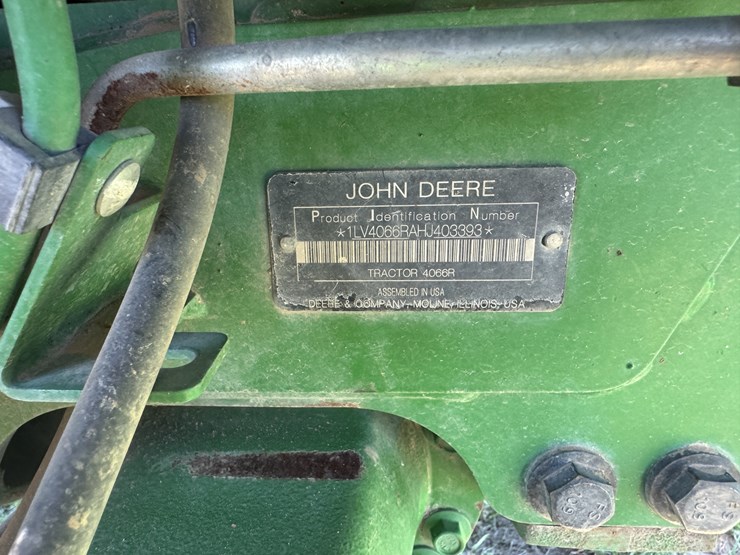 2018-john-deere-4066r-image-14
