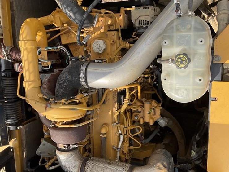 2015-deere-350g-lc-image-19
