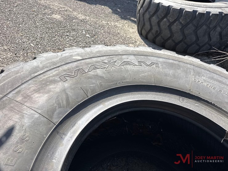 (1)-23.5r25-loader-tire-image-2