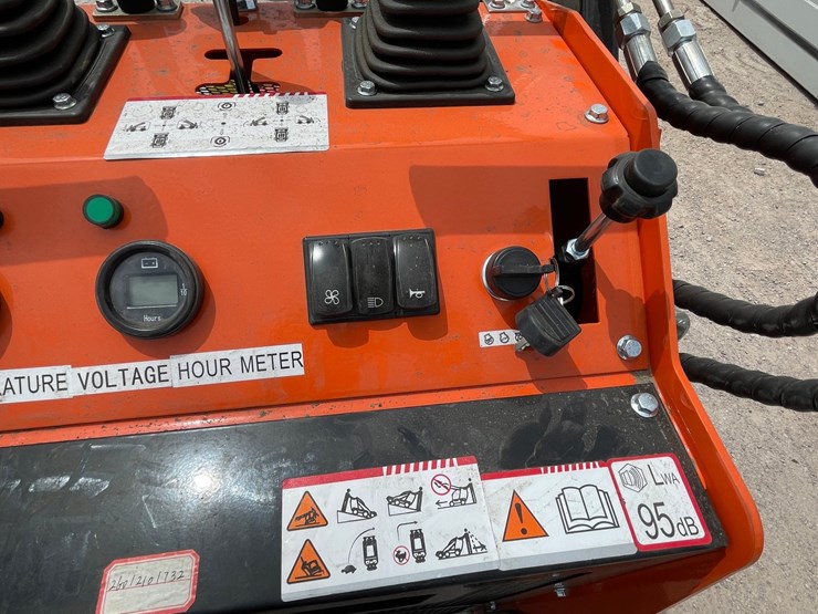 #3053-•-unused-2026-skid-steer-loader-image-16