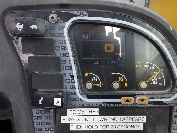 2015-jcb-525-60-image-28