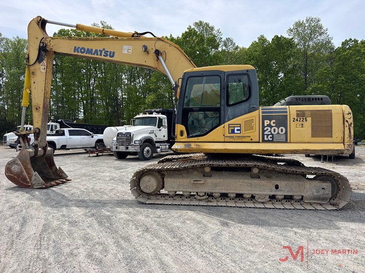 2006-komatsu-pc200-lc-7l-image-2