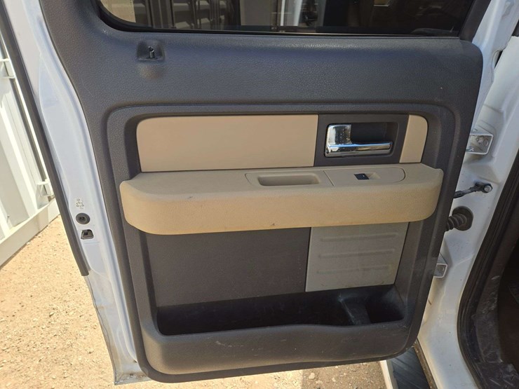 2014-ford-f150-image-9