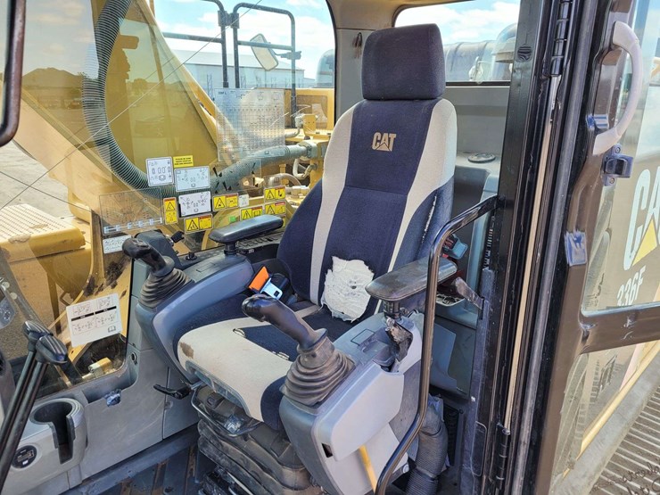 caterpillar-336fl-image-15