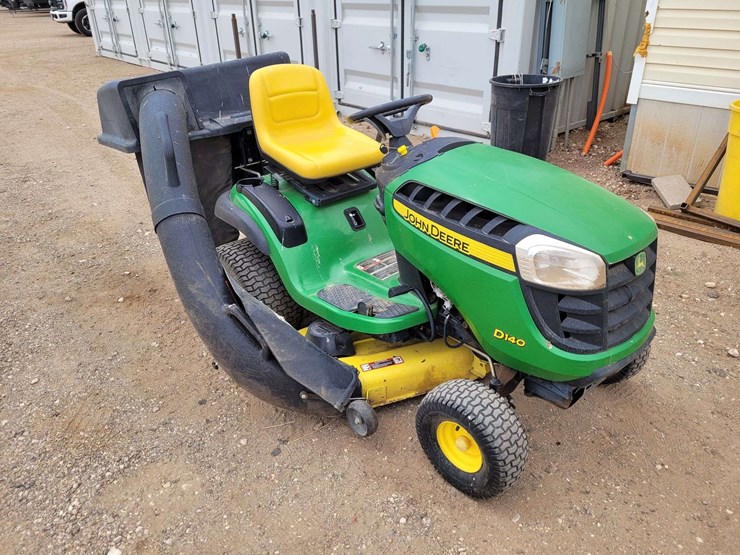 john-deere-d140-image-3