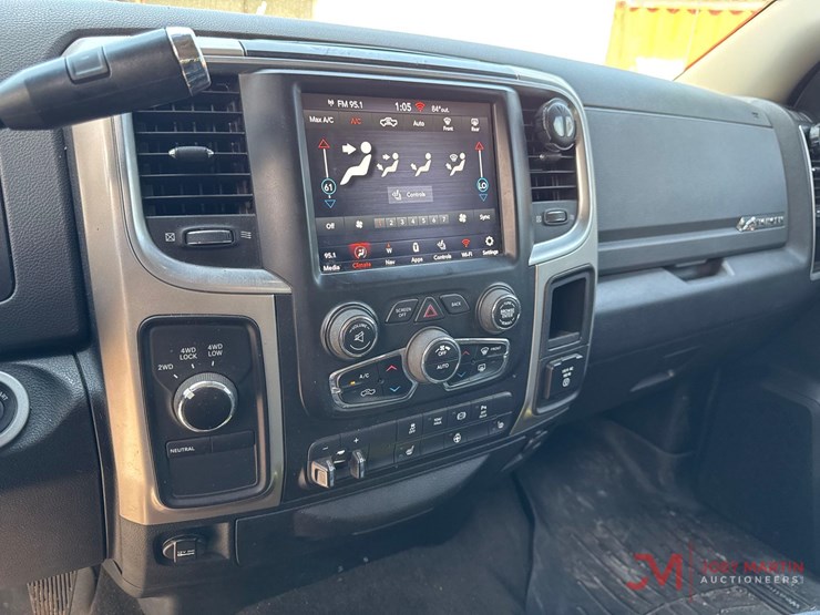 2018-dodge-2500-image-20
