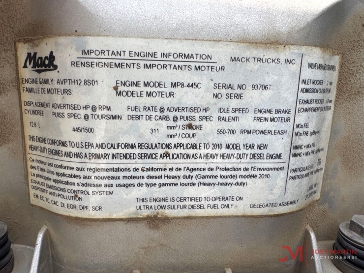 2011-mack-pinnacle-cxu613-image-27