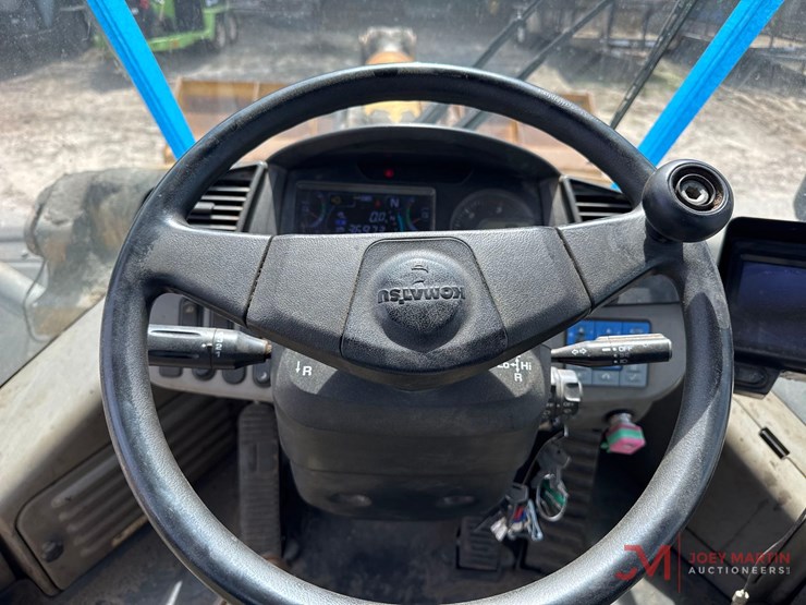 2017-komatsu-wa470-8-image-39