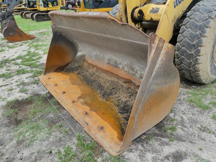 komatsu-wa320-image-3