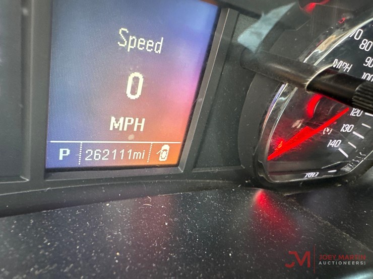2018-gmc-3500-image-22