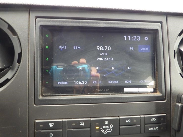 2015-ford-f550-image-39