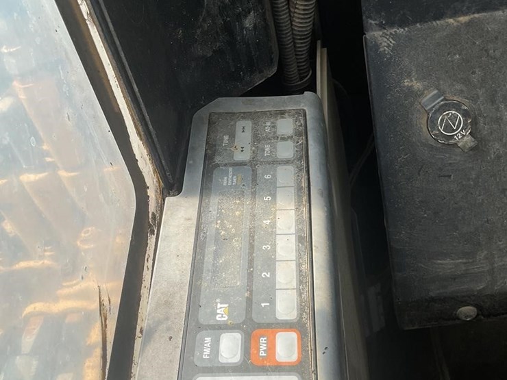 2006-caterpillar-307c-image-14