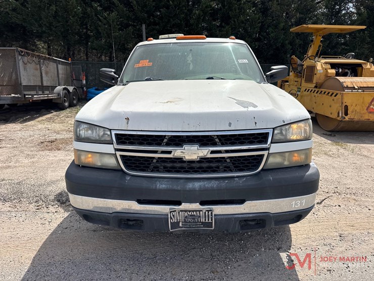 2007-chevrolet-3500-image-7