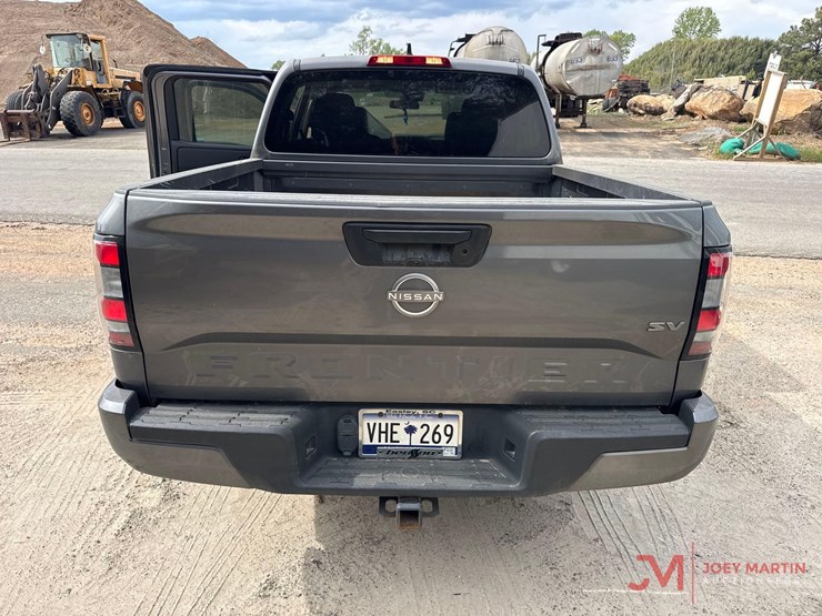2022-nissan-frontier-image-11