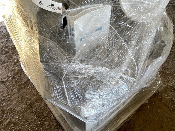 #190-•-pallet-of-solatube-kits-image-5