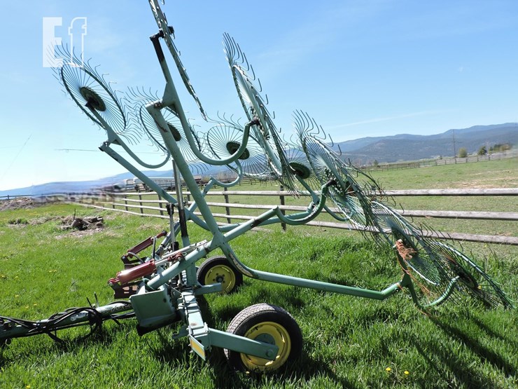 john-deere-702-image-4