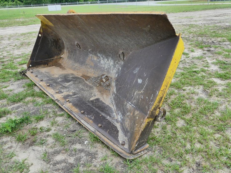 caterpillar-938f-image-5