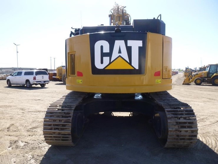 2019-caterpillar-335f-lcr-image-32