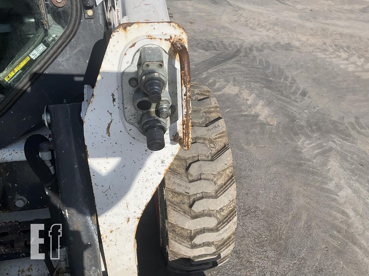 2017-bobcat-s590-image-11