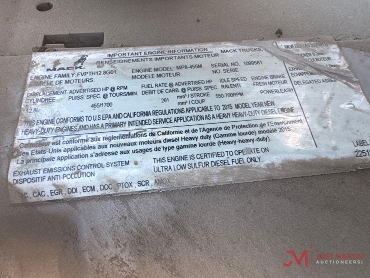 2016-mack-gu713-grantie-tri-axle-dump-truck,-image-21