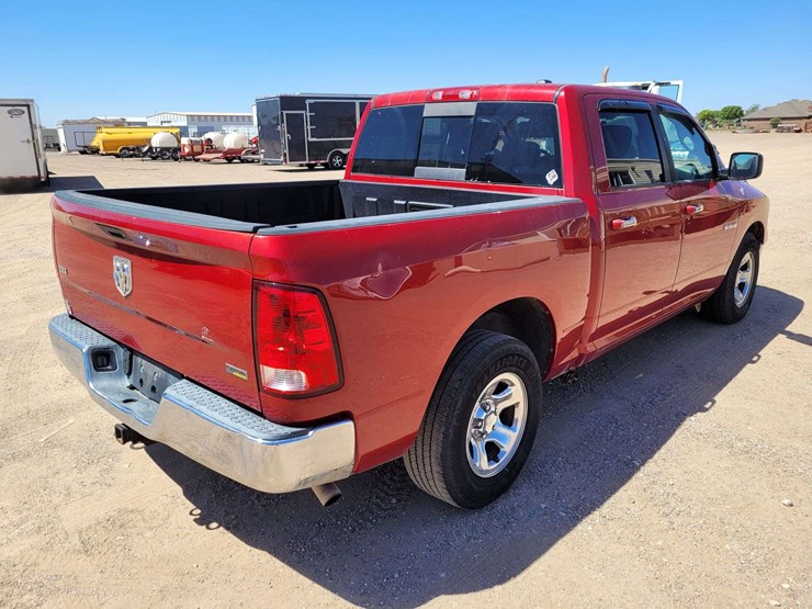 2010-dodge-ram-1500-image-5