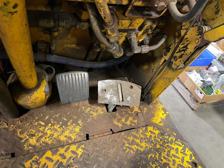 #1486-•-hyster-40-forklift-(g)-image-13