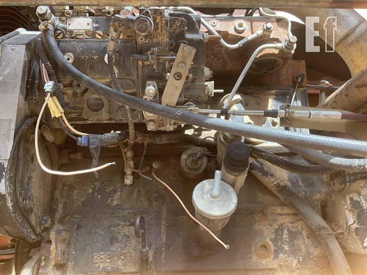lull-644b-42-image-15