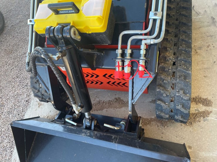 #252-•-mini-skid-steer-image-7