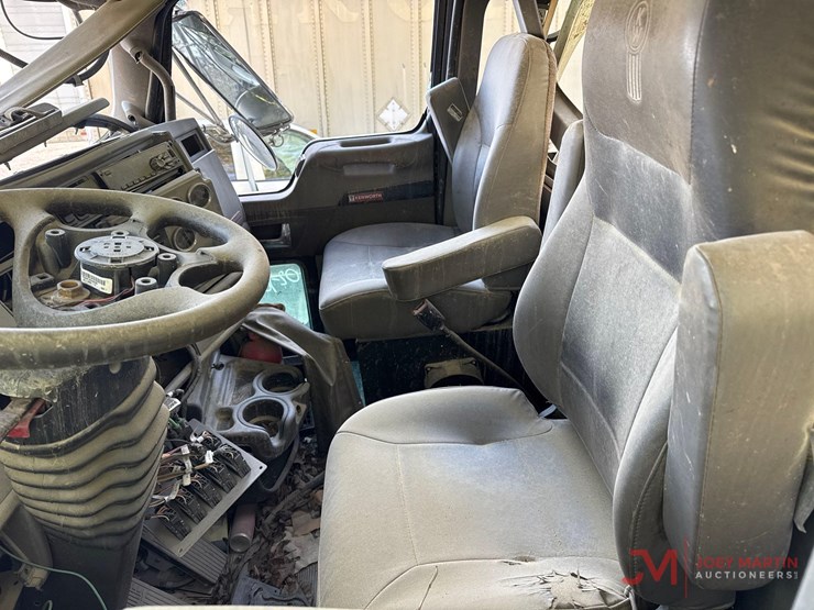 2018-kenworth-t270-image-13