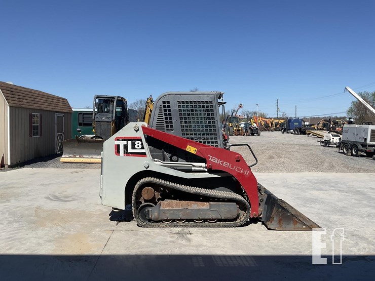 2018-takeuchi-tl8-image-5