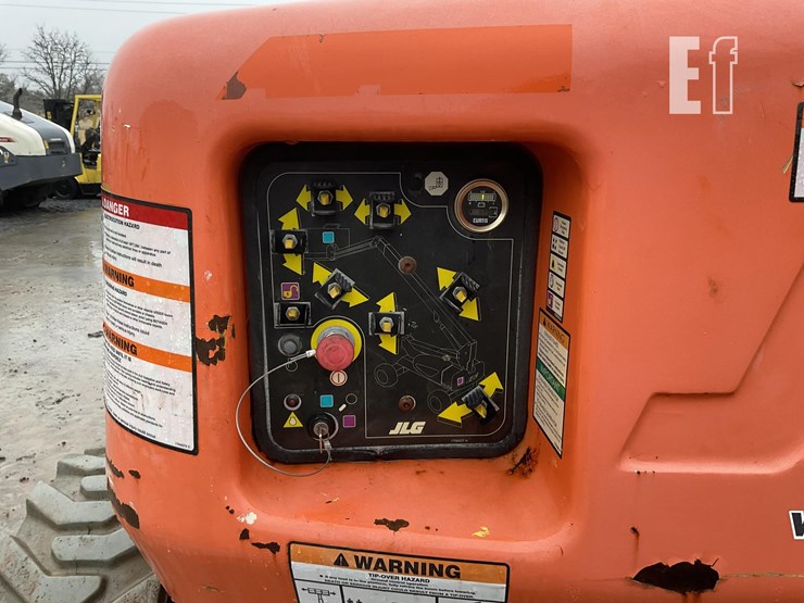 2015-jlg-m600jp-image-10