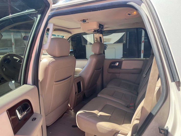 2006-ford-expedition-limited-image-39