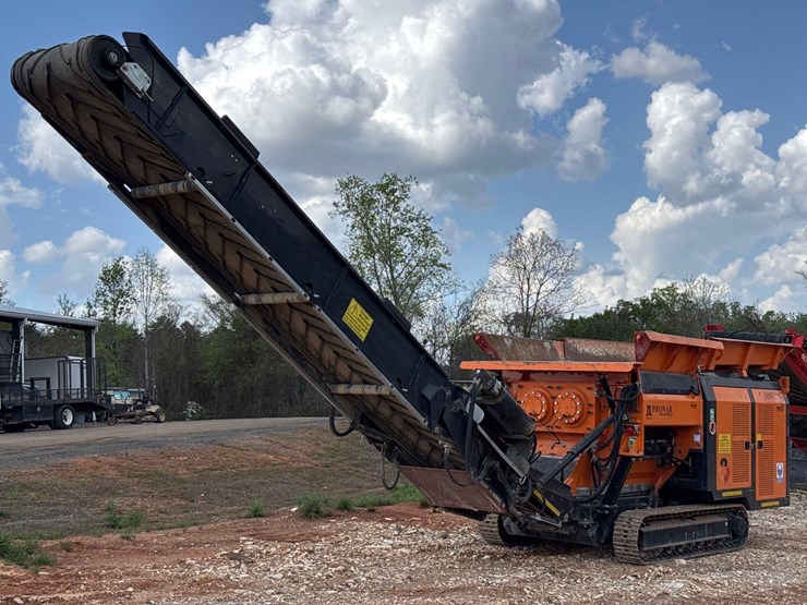 2023-pronar-mrw-2.75g-mobile-material-shredder-recycler-image-2