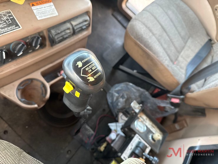 2007-mack-gv713-grantie-tri-axle-dump-truck-image-26
