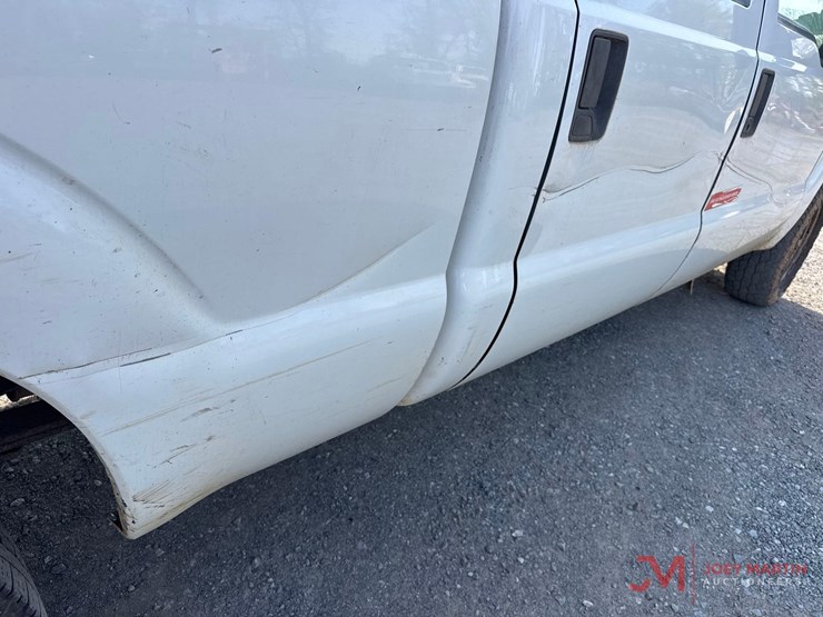 2015-ford-f250-xl-image-17